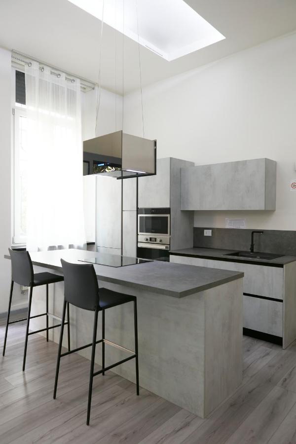 La Corte Luxury Apartment Milán Exterior foto